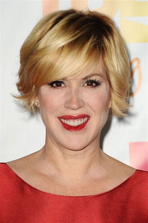 50 Short Hairstyles and Haircuts for Women in 2021 .